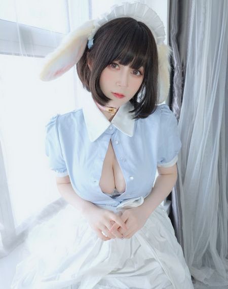 国产情趣内衣大乳挤奶视频_BD免费观看最新