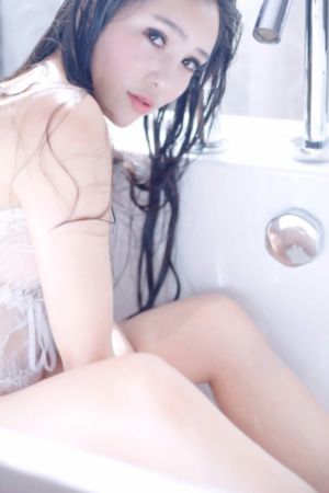 国产香蕉97碰碰久久人人蜜桃_720在线播放