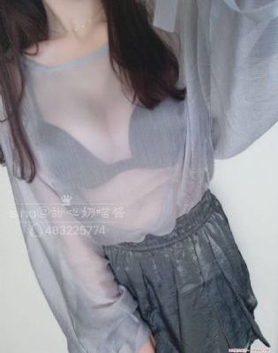和丰满的岳偷欲_720免费观看超清