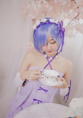 黑丝美女被艹视频_西瓜视频在线观看