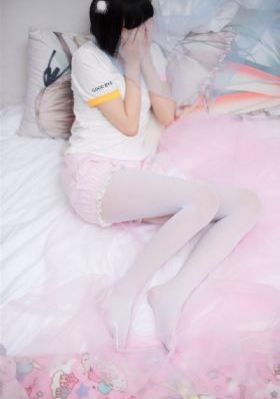 艳妇臀荡乳欲伦岳txt免费下载_超清高清完整版